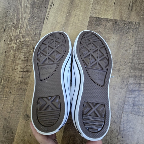 New Converse All Star Women's Size 7 White Low-Top Sneakers - Picture 7 of 10